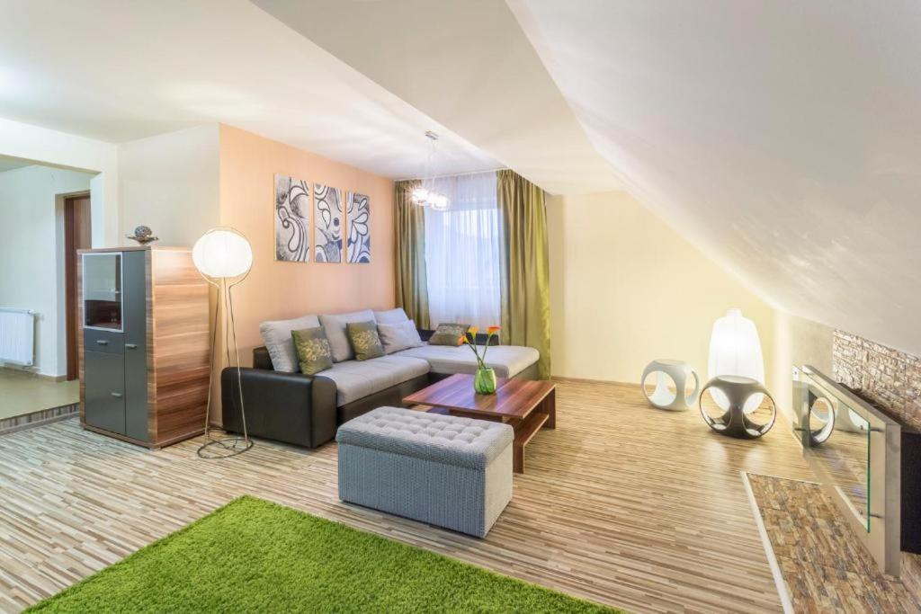 Štrba Hotel Sipox מראה חיצוני תמונה