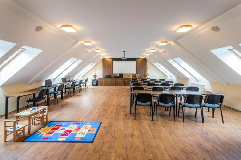 Štrba Hotel Sipox מראה חיצוני תמונה